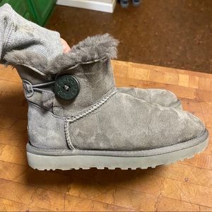 UGG Mini Bailey Gray Boots Size 5 eu sz 36